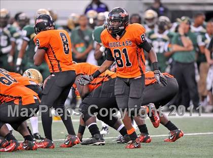 Thumbnail 1 in DeSoto vs. Douglass (Kirk Herbstreit National Kickoff Classic) photogallery.