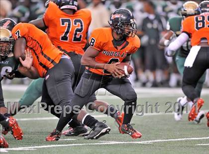 Thumbnail 3 in DeSoto vs. Douglass (Kirk Herbstreit National Kickoff Classic) photogallery.