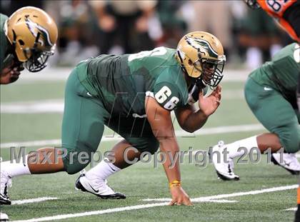 Thumbnail 3 in DeSoto vs. Douglass (Kirk Herbstreit National Kickoff Classic) photogallery.