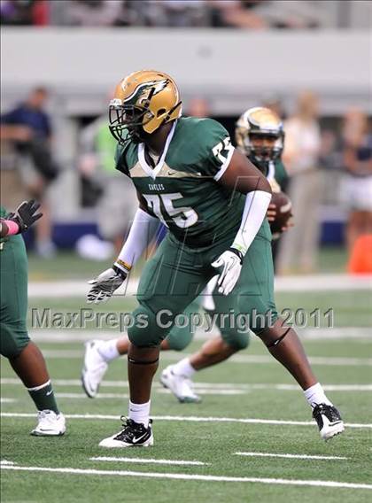 Thumbnail 1 in DeSoto vs. Douglass (Kirk Herbstreit National Kickoff Classic) photogallery.