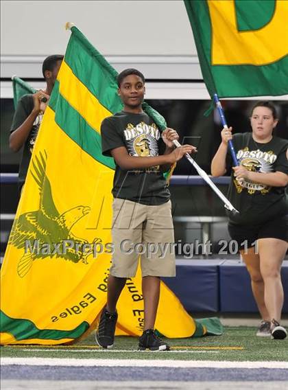 Thumbnail 3 in DeSoto vs. Douglass (Kirk Herbstreit National Kickoff Classic) photogallery.