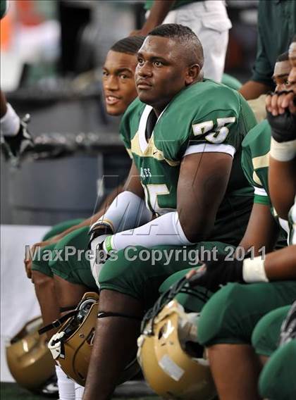 Thumbnail 2 in DeSoto vs. Douglass (Kirk Herbstreit National Kickoff Classic) photogallery.