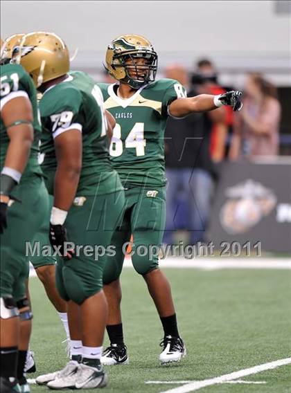 Thumbnail 3 in DeSoto vs. Douglass (Kirk Herbstreit National Kickoff Classic) photogallery.