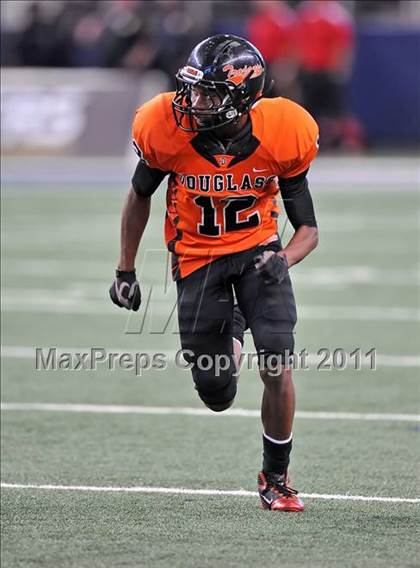 Thumbnail 2 in DeSoto vs. Douglass (Kirk Herbstreit National Kickoff Classic) photogallery.