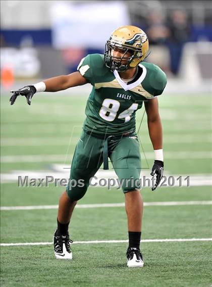 Thumbnail 1 in DeSoto vs. Douglass (Kirk Herbstreit National Kickoff Classic) photogallery.