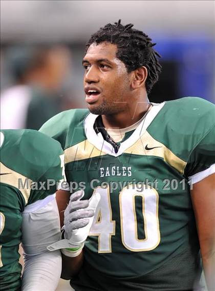 Thumbnail 2 in DeSoto vs. Douglass (Kirk Herbstreit National Kickoff Classic) photogallery.