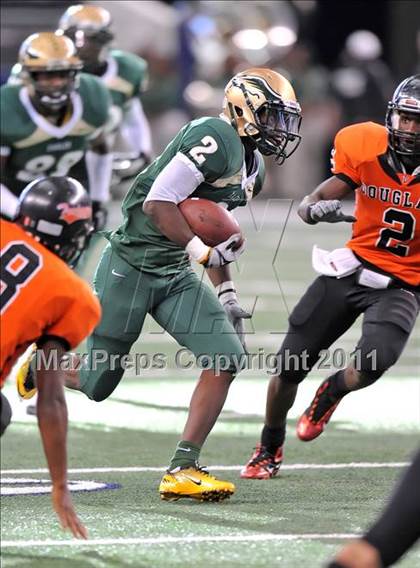Thumbnail 1 in DeSoto vs. Douglass (Kirk Herbstreit National Kickoff Classic) photogallery.