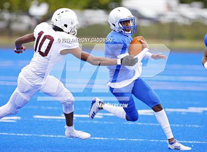 Thumbnail 1 in Lindblom @ Brooks photogallery.