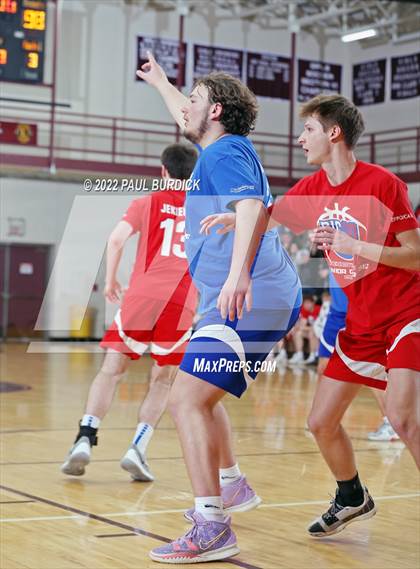 Thumbnail 1 in Big 30 Senior Classic photogallery.