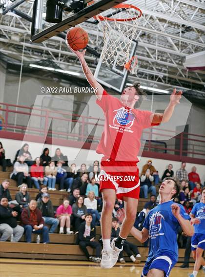 Thumbnail 3 in Big 30 Senior Classic photogallery.