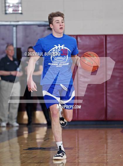 Thumbnail 1 in Big 30 Senior Classic photogallery.