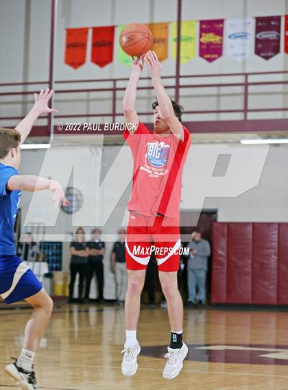 Thumbnail 3 in Big 30 Senior Classic photogallery.