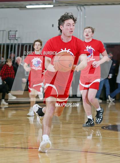 Thumbnail 1 in Big 30 Senior Classic photogallery.