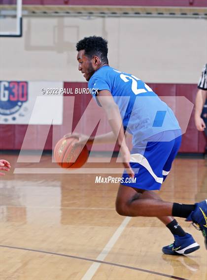 Thumbnail 2 in Big 30 Senior Classic photogallery.