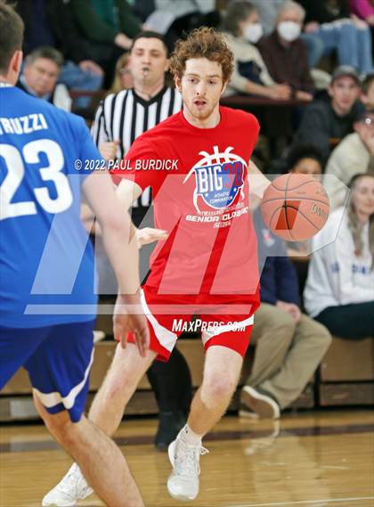 Thumbnail 2 in Big 30 Senior Classic photogallery.