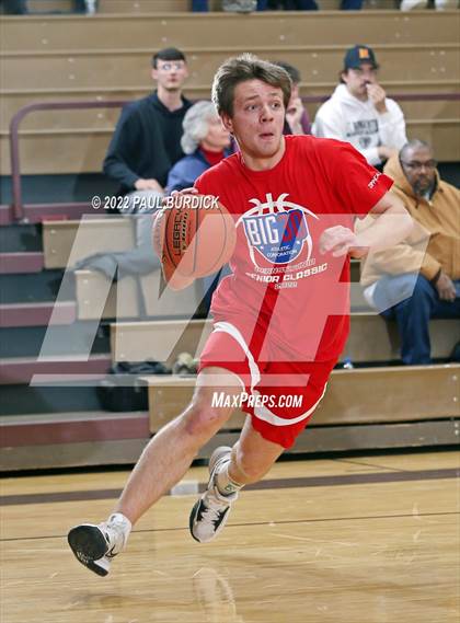 Thumbnail 1 in Big 30 Senior Classic photogallery.