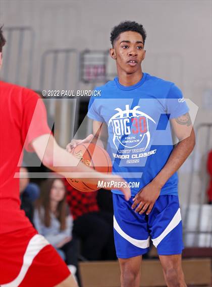 Thumbnail 1 in Big 30 Senior Classic photogallery.