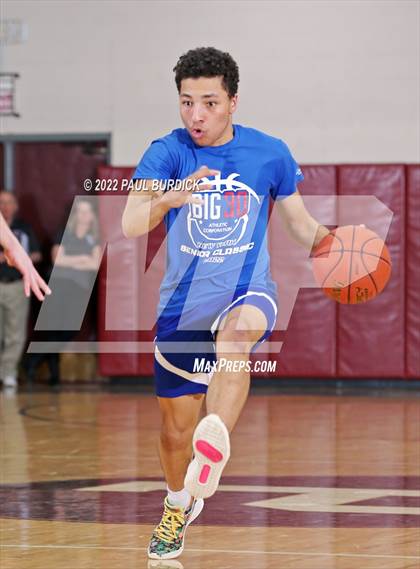 Thumbnail 3 in Big 30 Senior Classic photogallery.