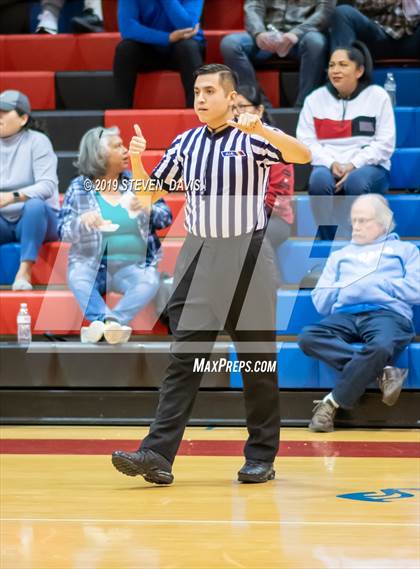 Thumbnail 3 in Mercer Island vs. Mountain View  (Visit Mesa Basketball Challenge) photogallery.