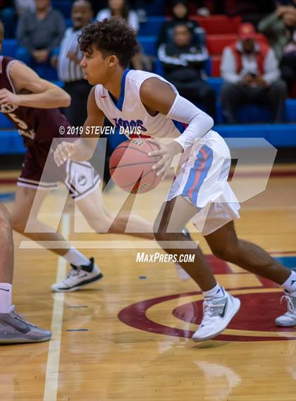 Thumbnail 3 in Mercer Island vs. Mountain View  (Visit Mesa Basketball Challenge) photogallery.