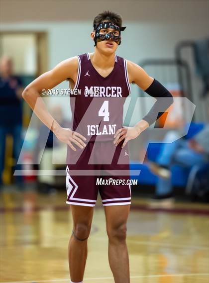 Thumbnail 1 in Mercer Island vs. Mountain View  (Visit Mesa Basketball Challenge) photogallery.