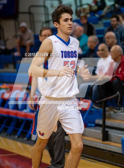 Thumbnail 2 in Mercer Island vs. Mountain View  (Visit Mesa Basketball Challenge) photogallery.