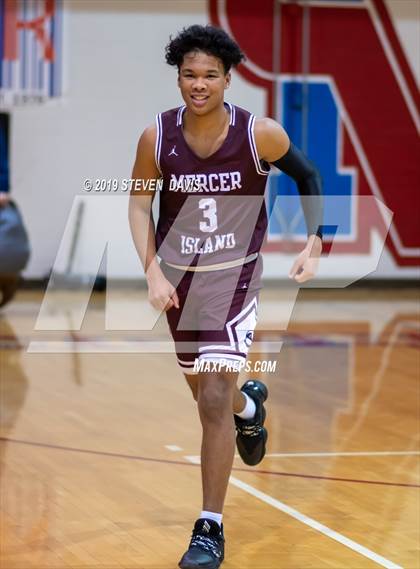 Thumbnail 1 in Mercer Island vs. Mountain View  (Visit Mesa Basketball Challenge) photogallery.
