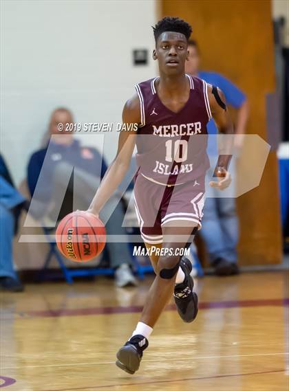 Thumbnail 2 in Mercer Island vs. Mountain View  (Visit Mesa Basketball Challenge) photogallery.
