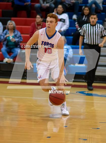 Thumbnail 1 in Mercer Island vs. Mountain View  (Visit Mesa Basketball Challenge) photogallery.