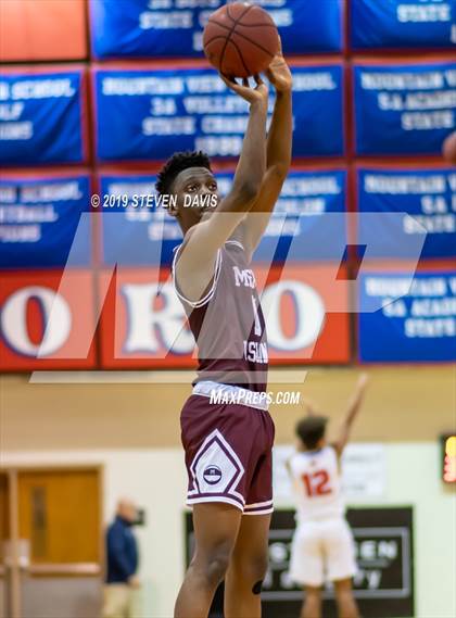 Thumbnail 3 in Mercer Island vs. Mountain View  (Visit Mesa Basketball Challenge) photogallery.