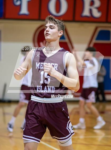 Thumbnail 2 in Mercer Island vs. Mountain View  (Visit Mesa Basketball Challenge) photogallery.