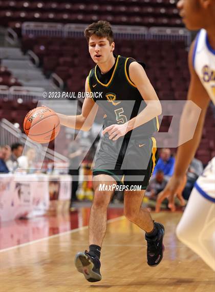 Thumbnail 3 in West Catholic vs. Deer Lakes (PIAA 3A Championship) photogallery.