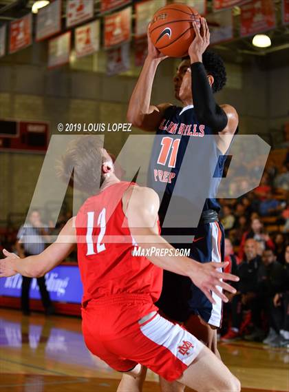 Thumbnail 1 in Rolling Hills Prep @ Mater Dei (Nike Extravaganza) photogallery.