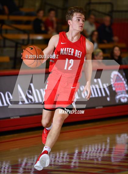 Thumbnail 2 in Rolling Hills Prep @ Mater Dei (Nike Extravaganza) photogallery.
