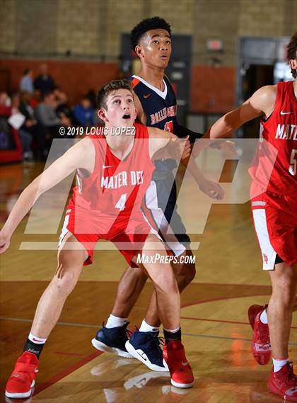 Thumbnail 3 in Rolling Hills Prep @ Mater Dei (Nike Extravaganza) photogallery.