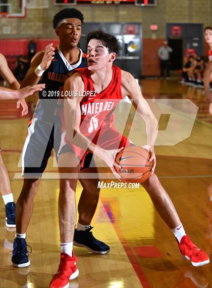 Thumbnail 3 in Rolling Hills Prep @ Mater Dei (Nike Extravaganza) photogallery.