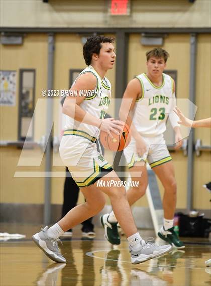 Thumbnail 3 in Barlow vs. West Linn (Les Schwab Invitational) photogallery.