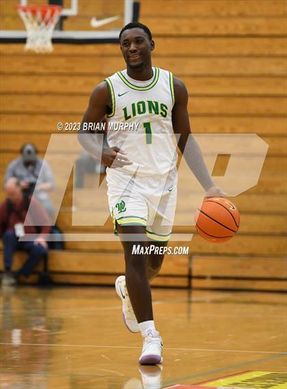 Thumbnail 3 in Barlow vs. West Linn (Les Schwab Invitational) photogallery.