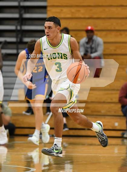 Thumbnail 3 in Barlow vs. West Linn (Les Schwab Invitational) photogallery.