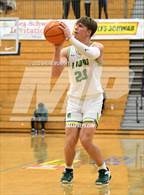 Photo from the gallery "Barlow vs. West Linn (Les Schwab Invitational)"