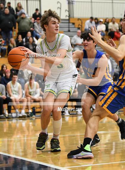 Thumbnail 2 in Barlow vs. West Linn (Les Schwab Invitational) photogallery.