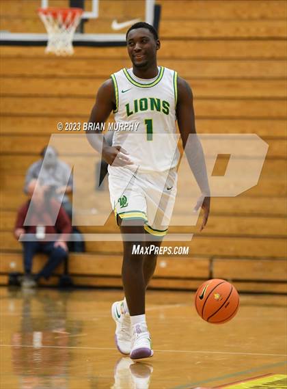 Thumbnail 2 in Barlow vs. West Linn (Les Schwab Invitational) photogallery.