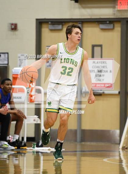 Thumbnail 1 in Barlow vs. West Linn (Les Schwab Invitational) photogallery.