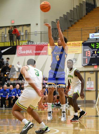 Thumbnail 3 in Barlow vs. West Linn (Les Schwab Invitational) photogallery.