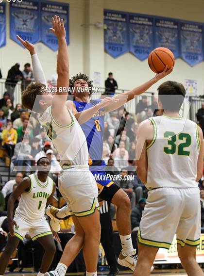 Thumbnail 3 in Barlow vs. West Linn (Les Schwab Invitational) photogallery.