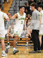 Photo from the gallery "Barlow vs. West Linn (Les Schwab Invitational)"