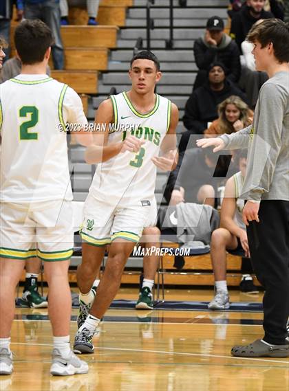 Thumbnail 1 in Barlow vs. West Linn (Les Schwab Invitational) photogallery.