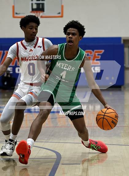 Thumbnail 1 in Myers Park @ Marvin Ridge photogallery.