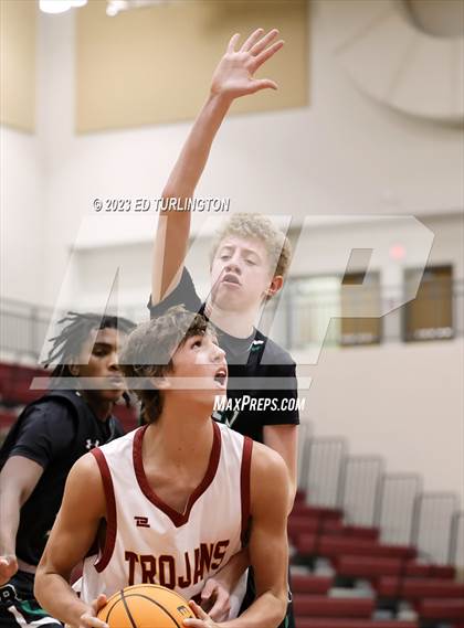 Thumbnail 1 in Roswell @ Lassiter photogallery.