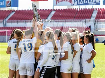 Thumbnail 3 in Snow Canyon vs. Orem (UHSAA 4A Final) photogallery.
